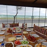 住宿加早餐酒店 Blacksea Arnavutkoy